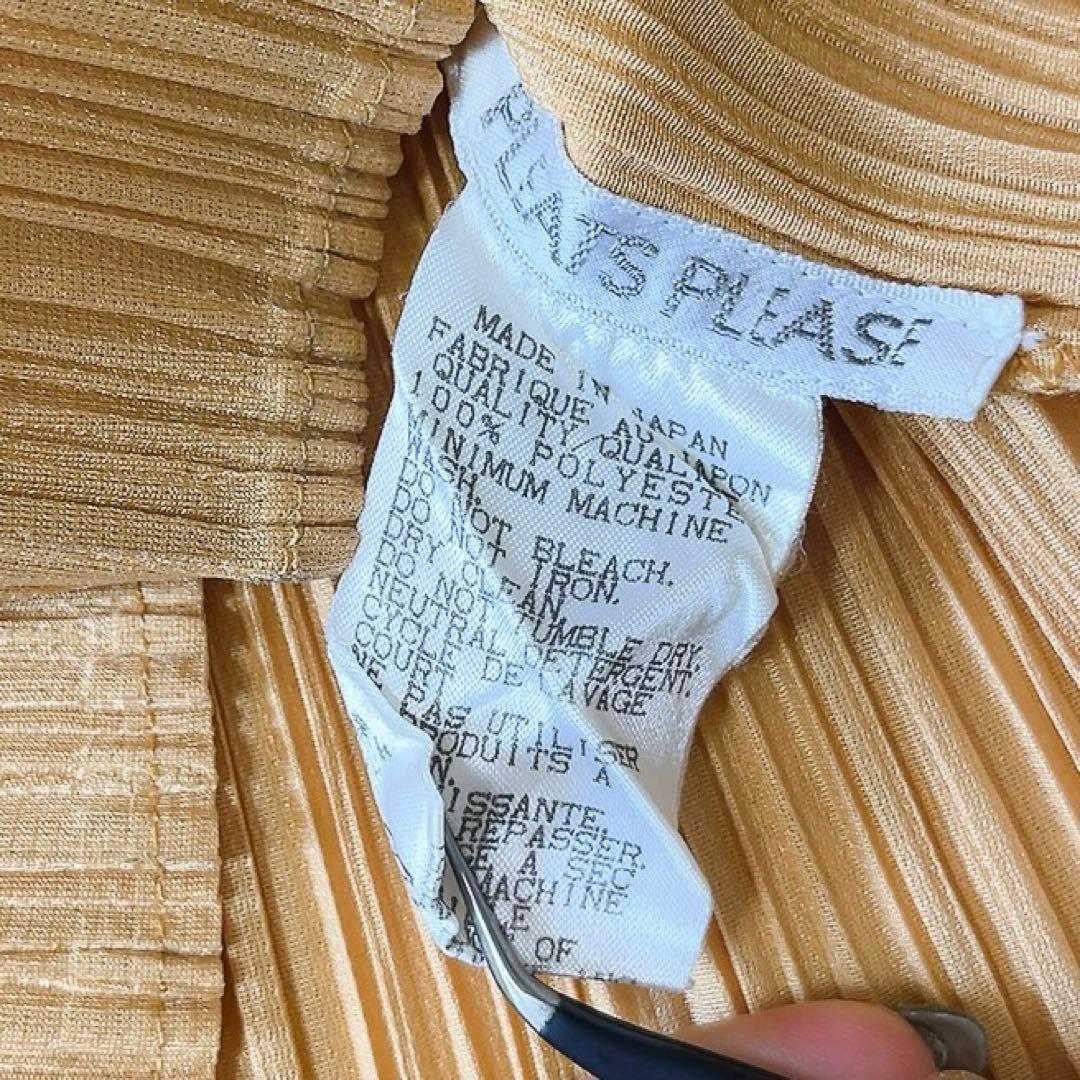 PLEATS PLEASE イッセイミヤケ　プリーツ半袖シャツ　ポロシャツ　L