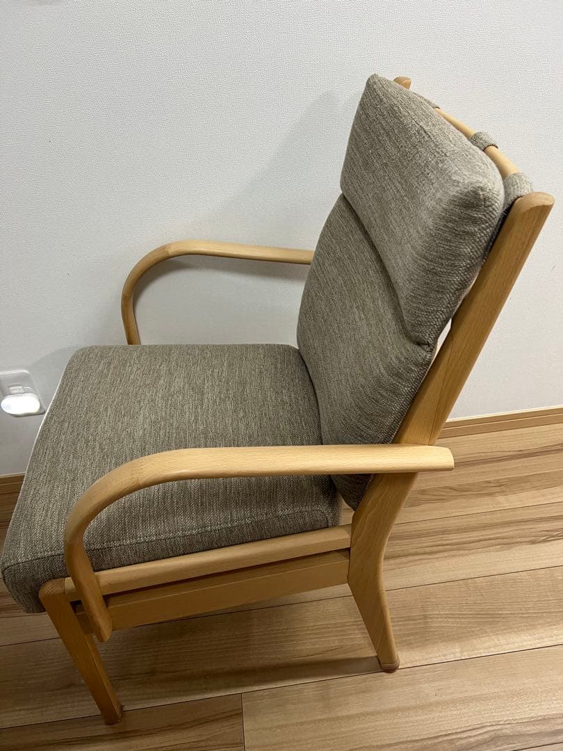 【中古】ニトリ ダイニングチェア NコレクションC-27M肘/DC 1脚1個口①