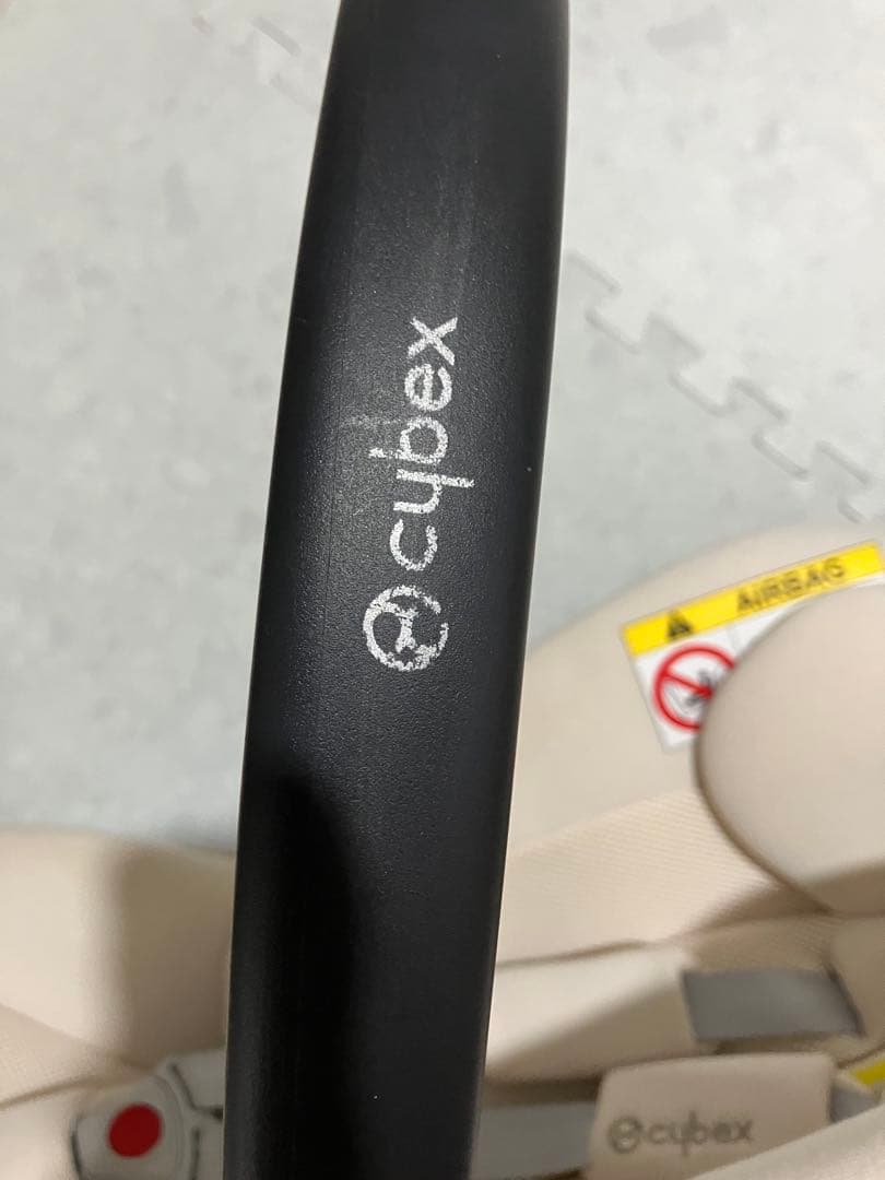 サイベックスCloud G i-Size チャイルドシート(リベルアダプター付）