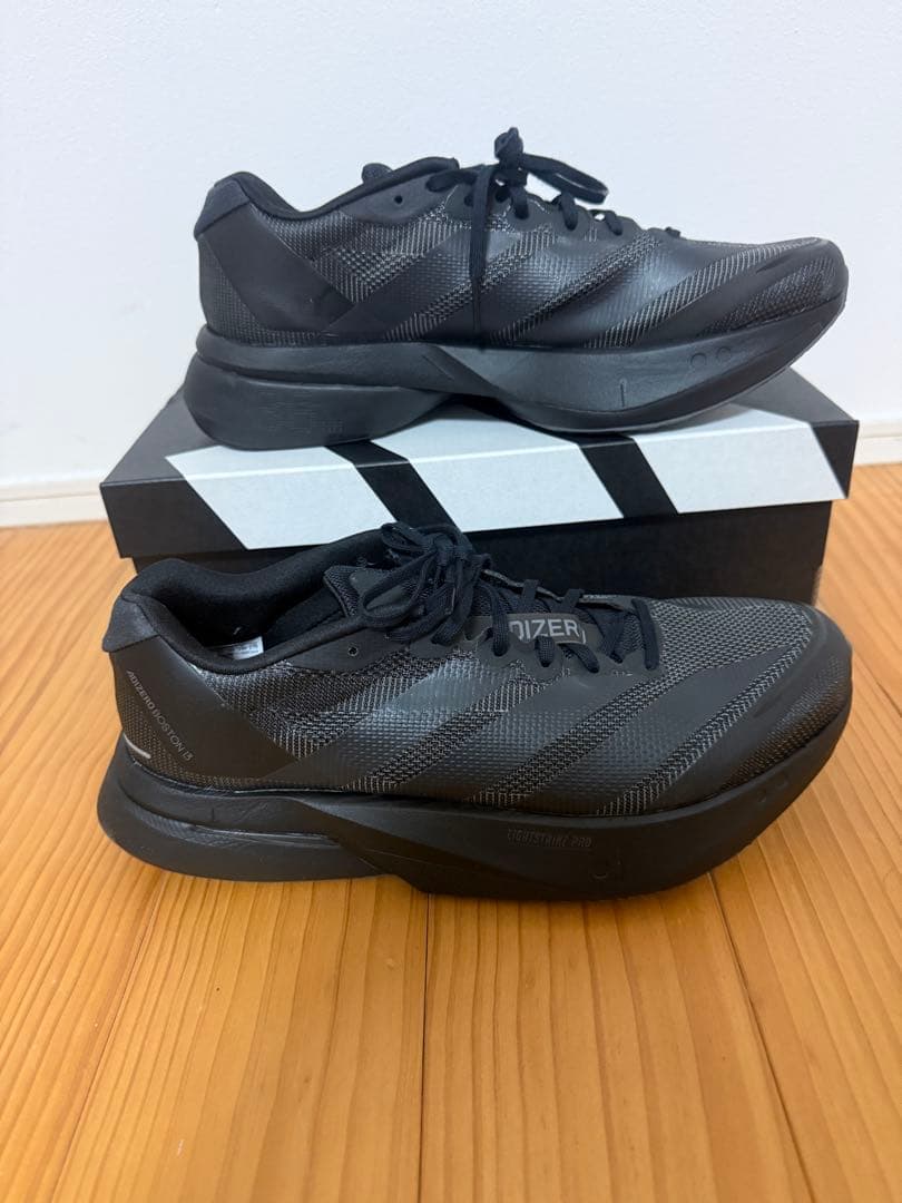 アディダスアディゼロ　ボストン13 M 28cm