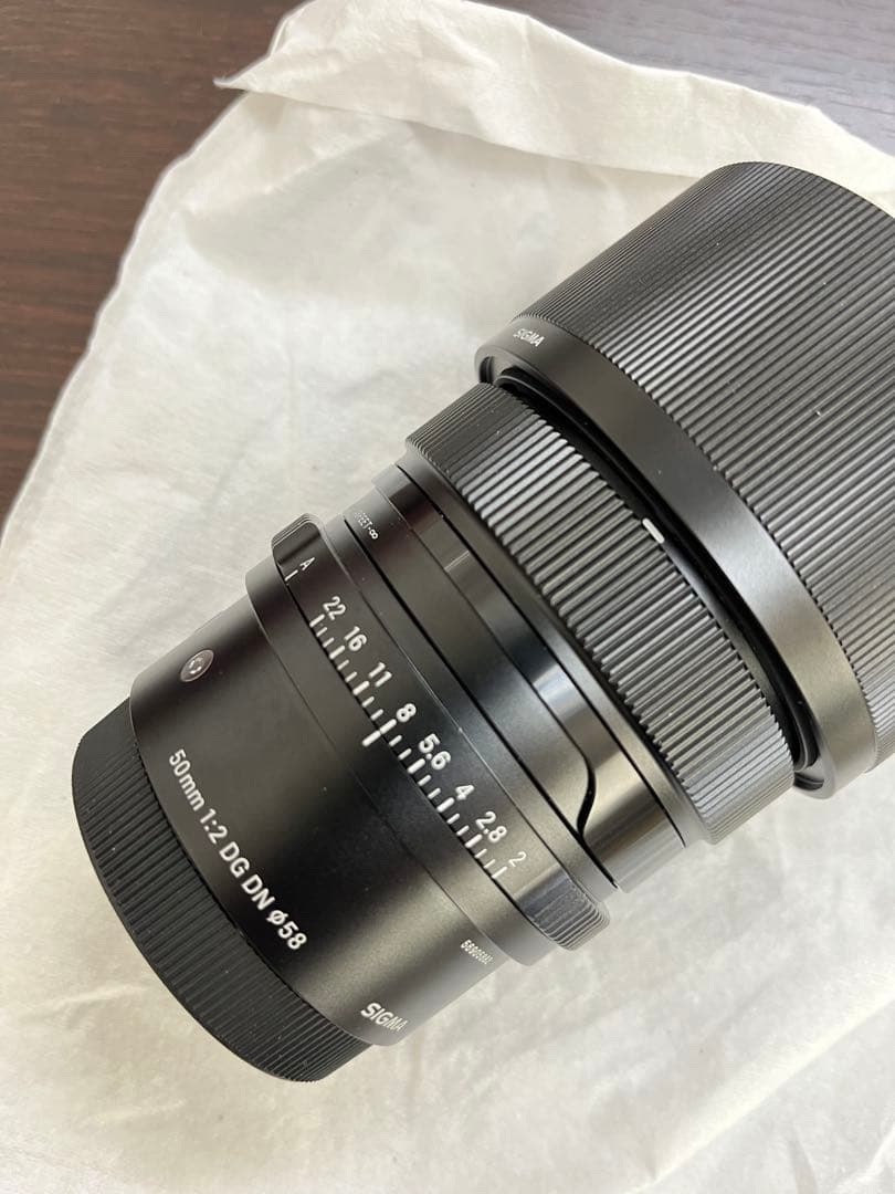 Sony α7CⅡ ミラーレスカメラ + Sigma 50mmレンズ