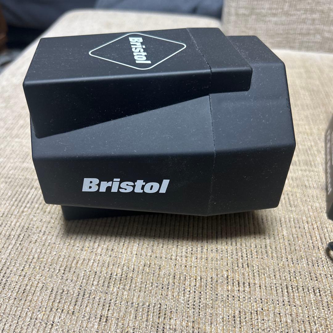 美品！F.C.Real Bristol タッチスピーカー 黒 充電式 箱付