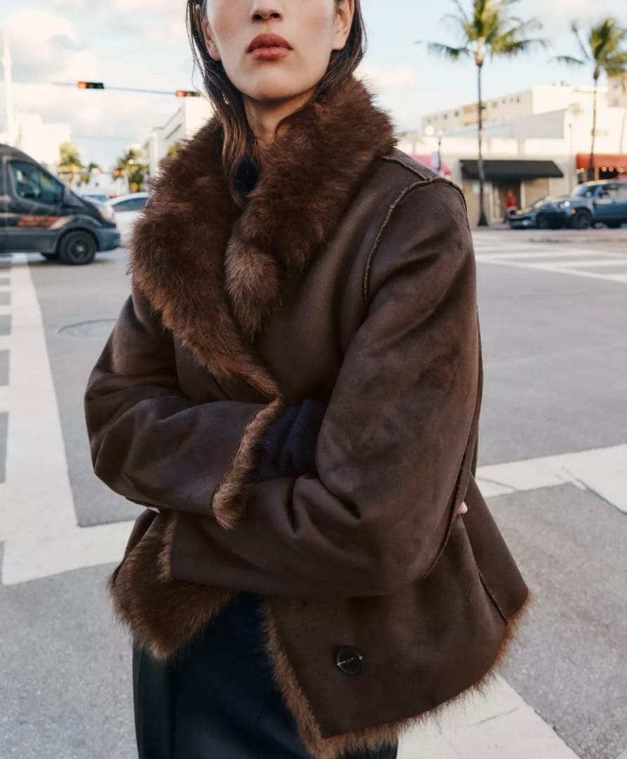 ZARAザラ リバーシブルダブルフェイス フェイクファージャケット 新品、未使用