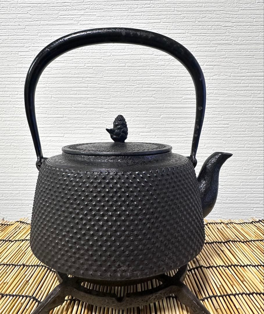 未使用、長期保管品　南部伝統工芸士 及川寛治作真作保証　九重形１５型アラレ