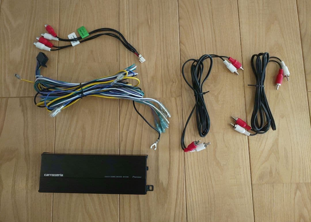 carrozzeria GM-D1400 4チャンネルアンプ