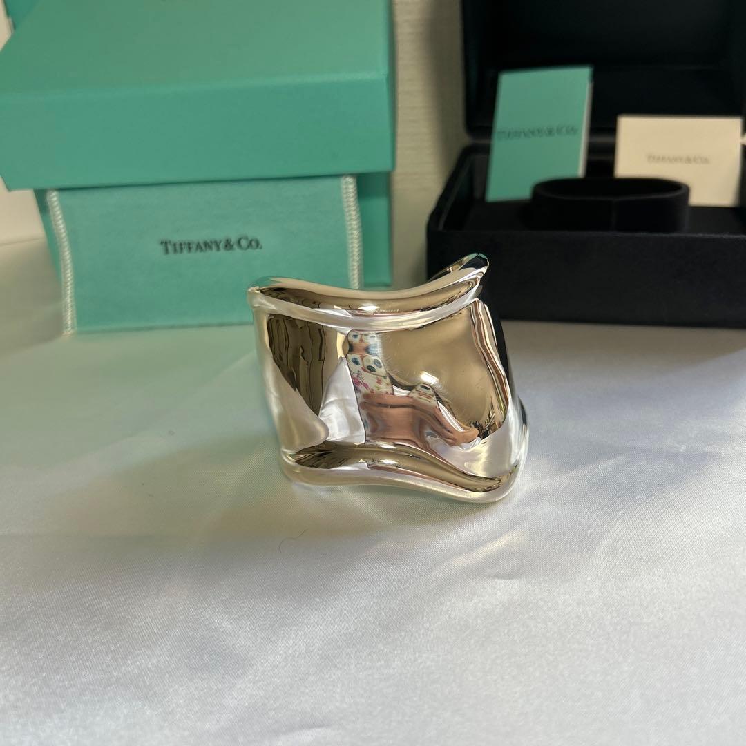 ティファニー　ボーンカフ