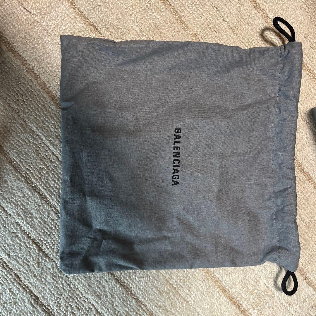 バレンシアガ ニット帽 黒