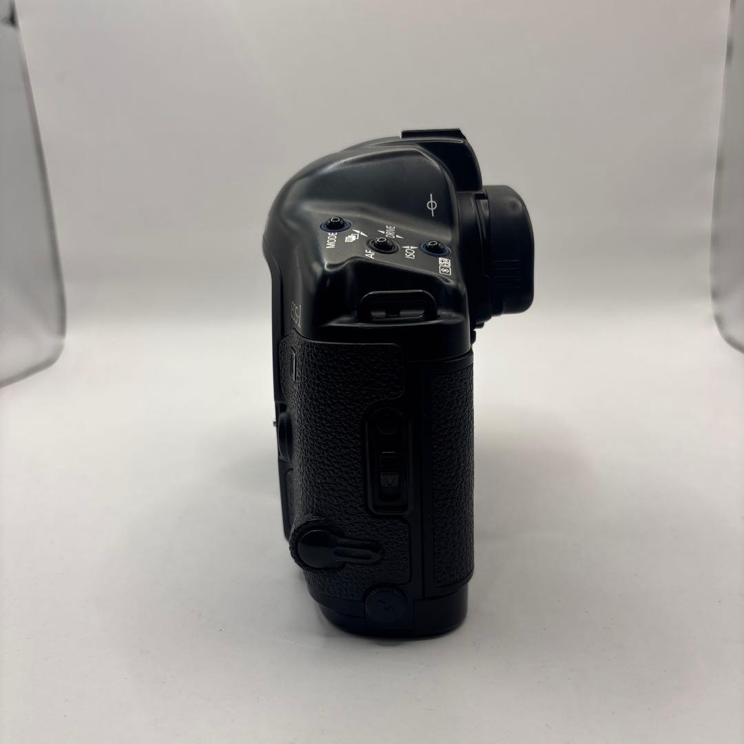 フィルムカメラ Canon EOS-1V