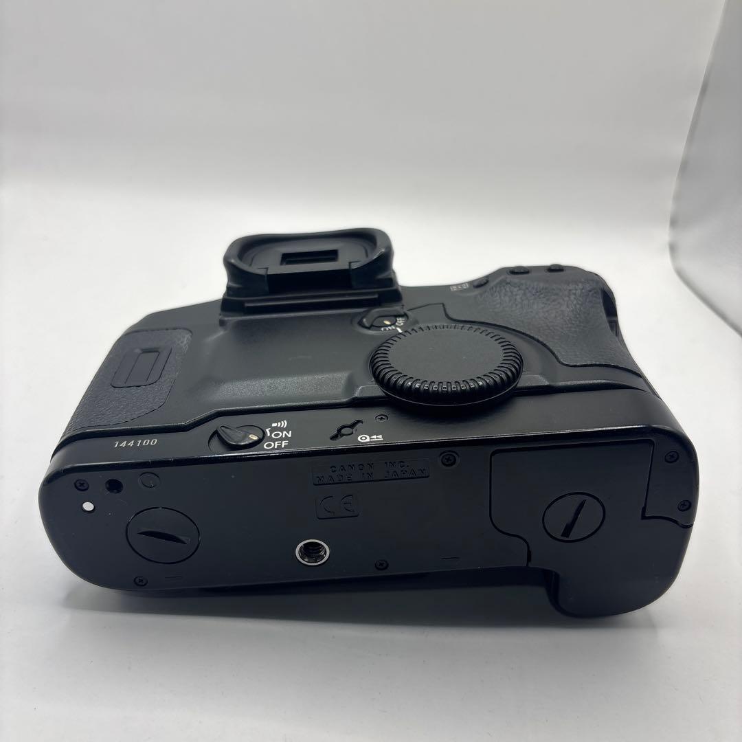 フィルムカメラ Canon EOS-1V