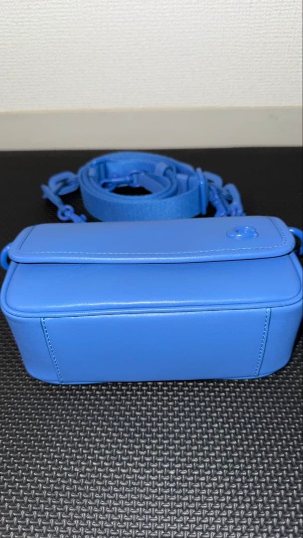 COACH チャーターフラップクロスボディ18