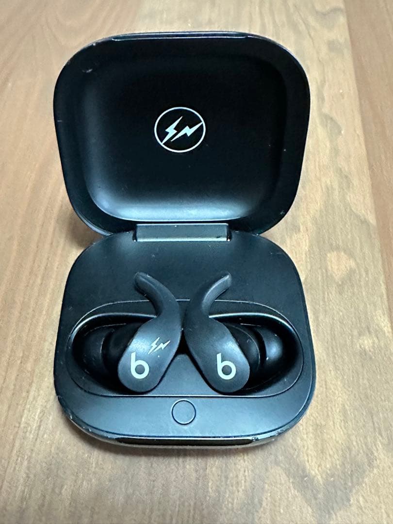 【Beats】FRAGMENT × Bears Fit Pro