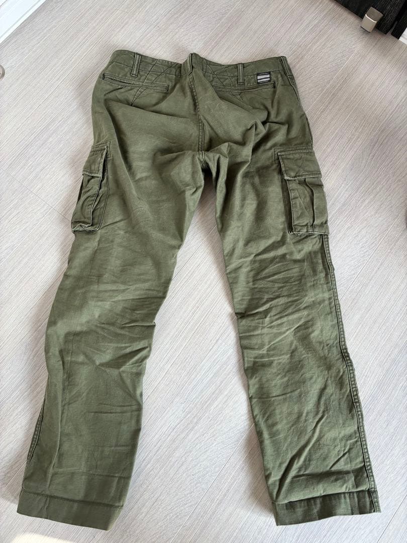 入手困難‼️桃太郎ジーンズ　カーゴパンツ オリーブ　美品‼️