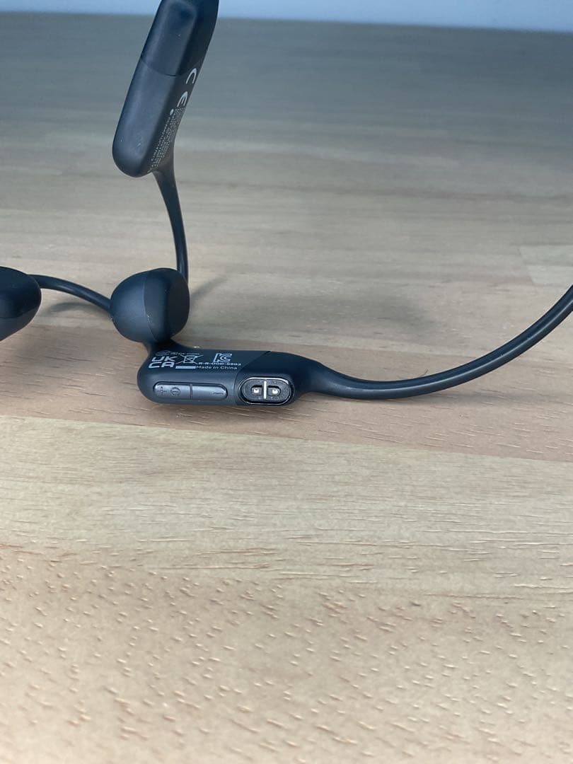 Shokz OpenRun S803骨伝導イヤホン 充電ケーブル付　現状品