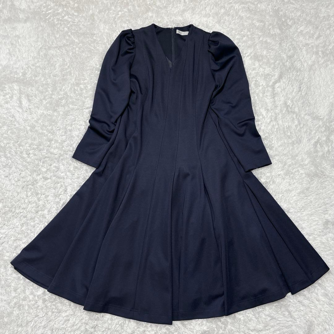 【CELFORD】セルフォード パフスリーブ Vネック フレアワンピース 濃紺