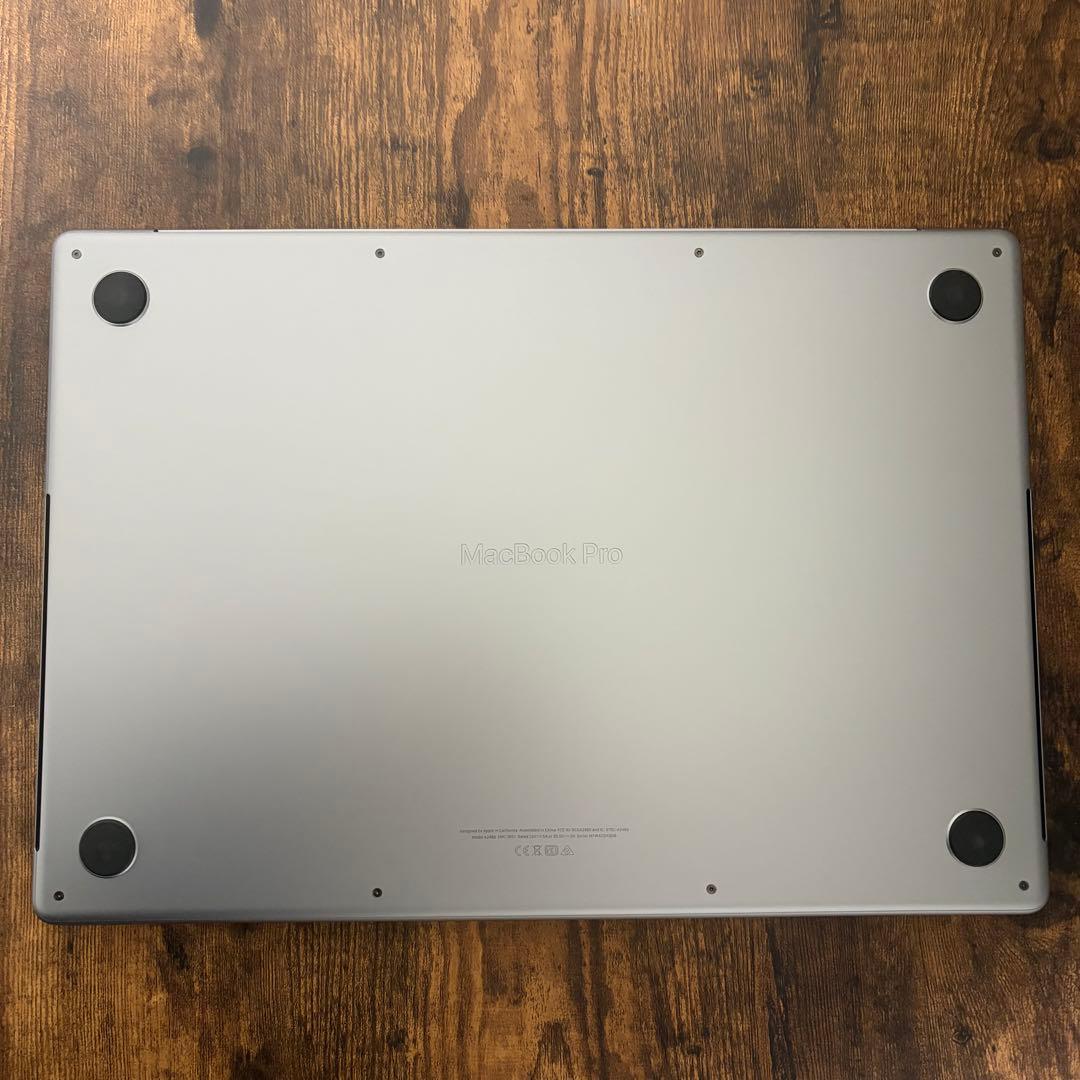 MacBook Pro 16インチ M1 Max メモリ32GB SSD1TB