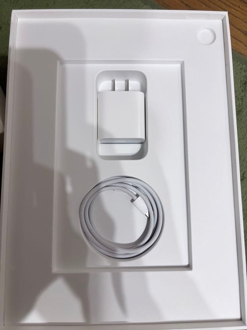 さく様 iPad(第10世代) 64GB Wi-Fiモデル　イエロー