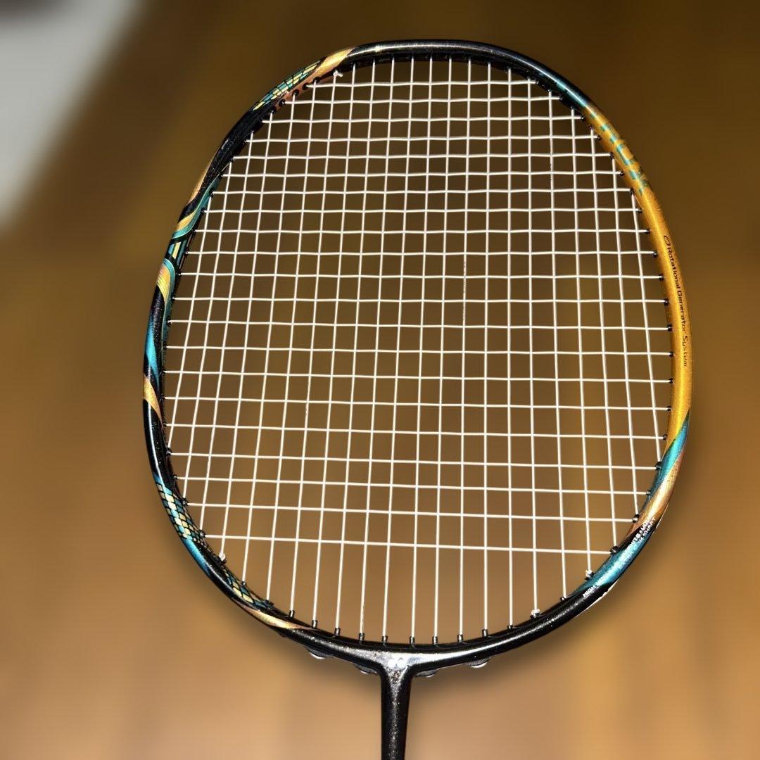 バドミントンラケット アストロクス88Dプロ 3U ラケットケース付き