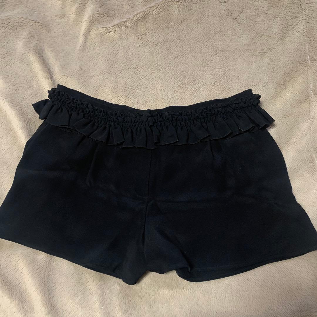 chloe クロエ　フリルウエスト ショートパンツ黒34サイズ