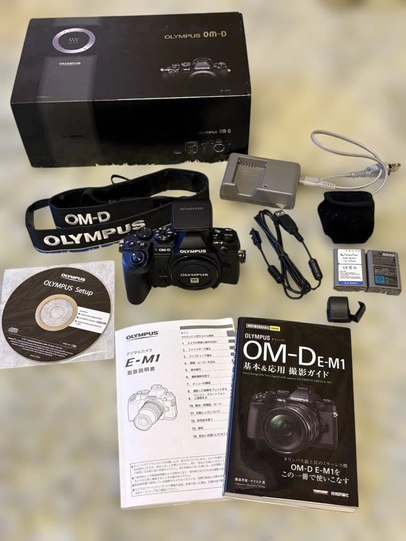 オリンパスOLYMPUS OM-D E-M1 ボディ 黒