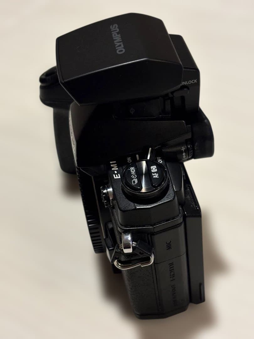オリンパスOLYMPUS OM-D E-M1 ボディ 黒