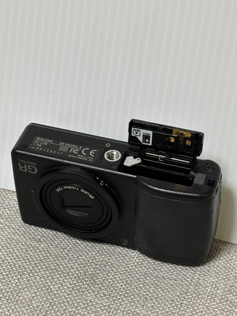 デジタルカメラ RICOH GR DIGITAL II