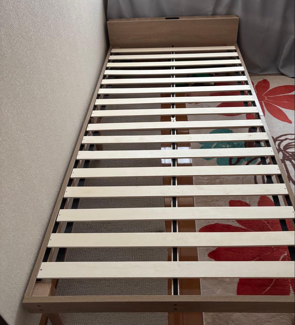すのこ ベッドフレーム シングル ヘッドボード コンセント付