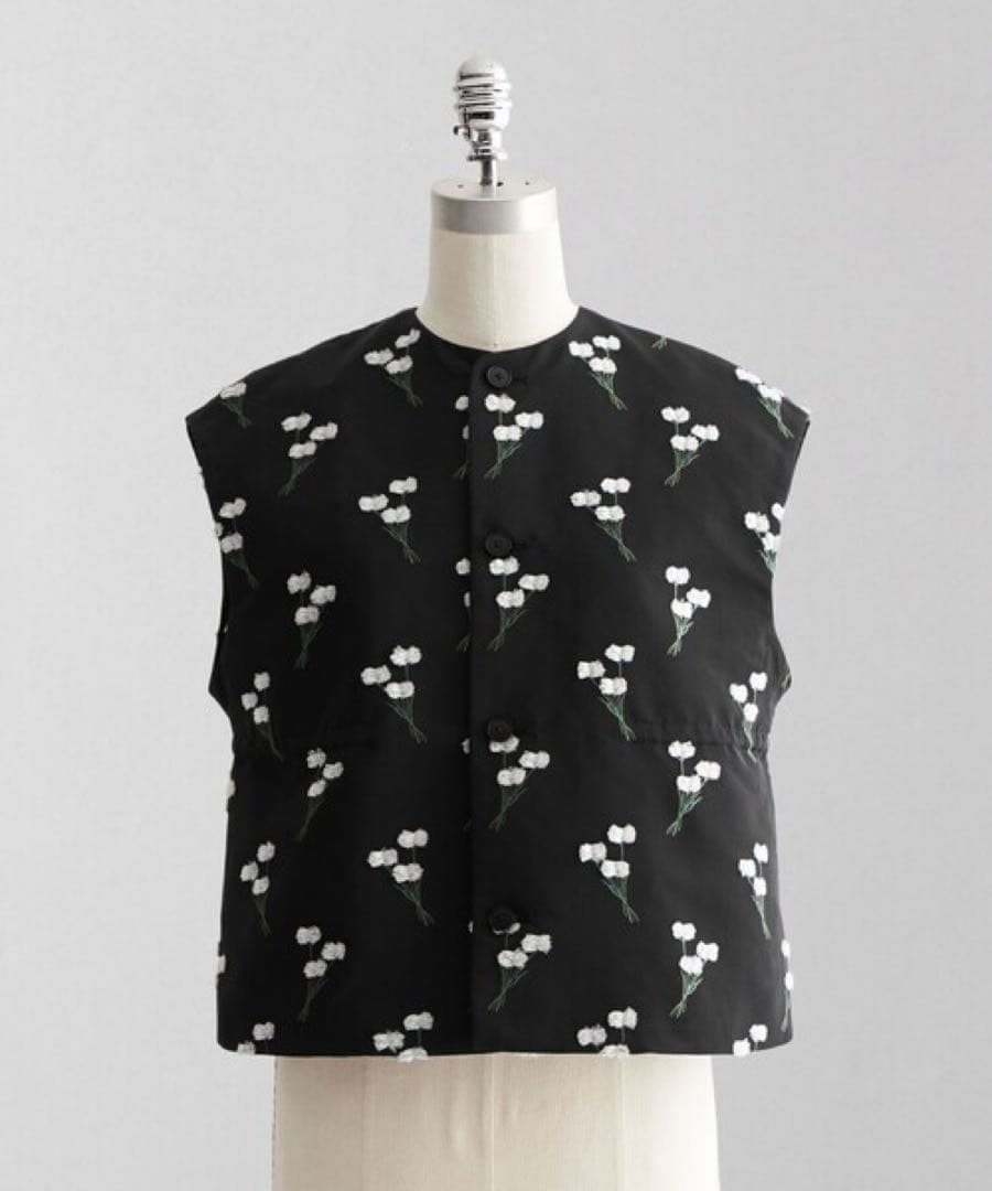 LOEFF 〈ロエフ〉ワタスゲ ジャカード ベスト