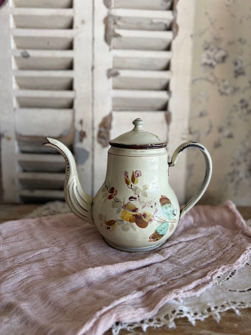 フランスアンティークハンドペイントティーポット型花柄ホーローポット