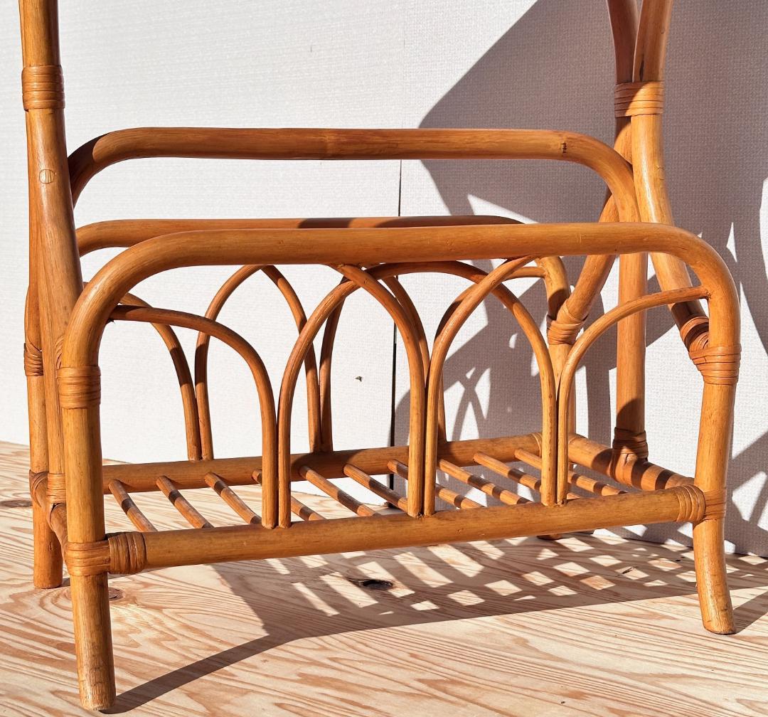 極美品！　ラタン　マガジンラック付きサイドテーブル　美しい曲げ木の造形！