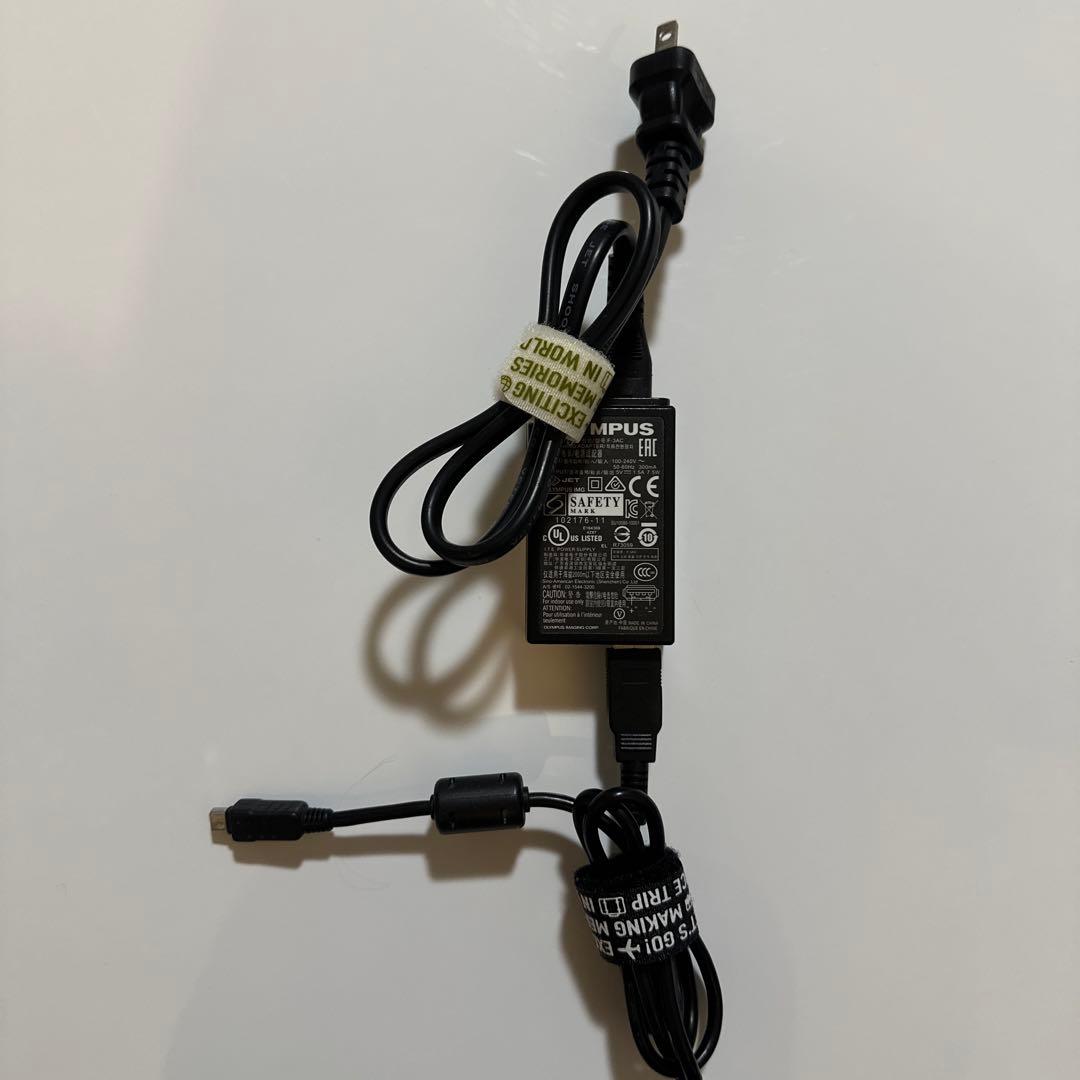 [中古]三脚SDカード付OLYMPUS TG-2Toughデジタルカメラレッド