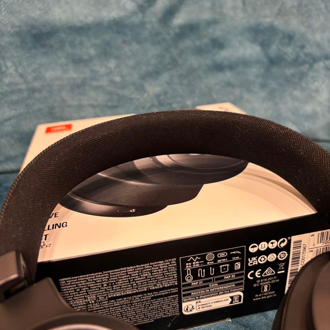 JBL LIVE 770NC ワイヤレスヘッドホン　ブラック