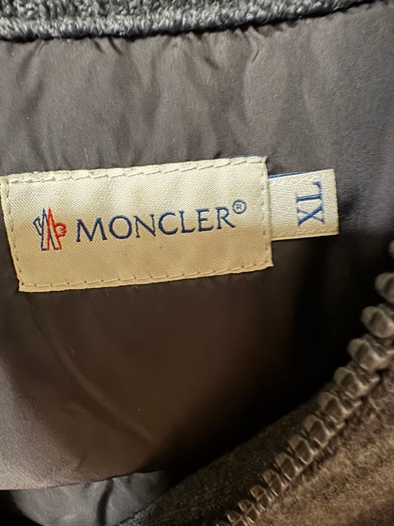 MONCLER フード付きダウンベスト グレー