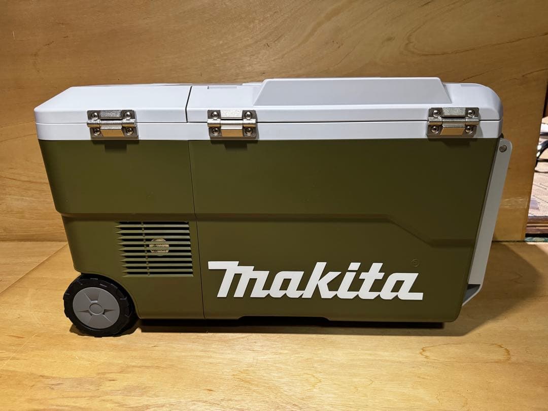 マキタ 冷蔵庫 充電式保冷温庫 CW001GZO 18V 40Vmax