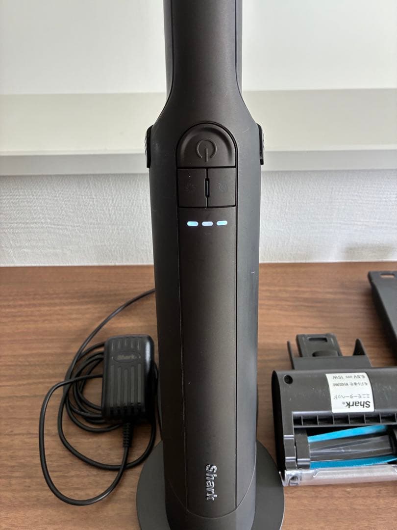 シャーク　Shark 充電式ハンディクリーナー WV405JDC