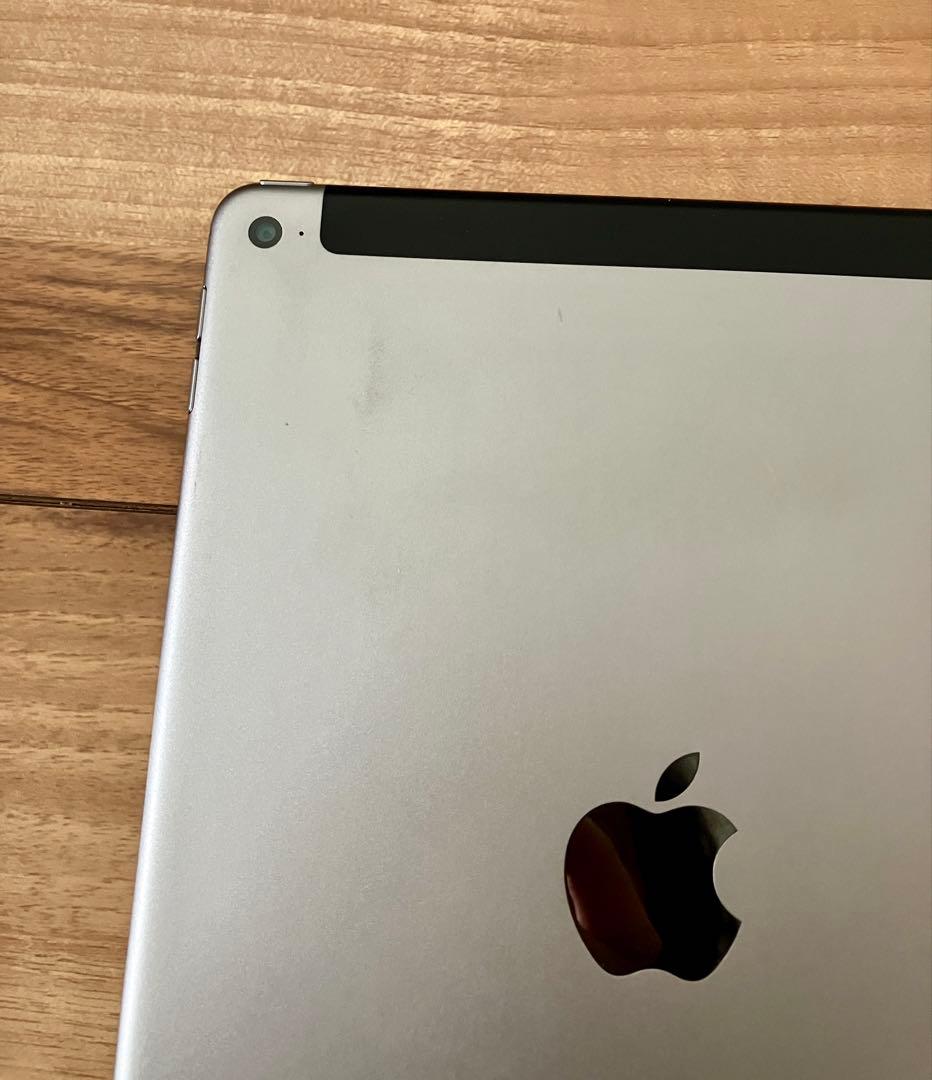 Apple iPad Air 2 セルラーモデル 16GB スペースグレー