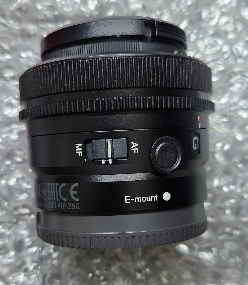 美品 SONY FE 40mm F2.5 G SEL40F25G プロテクター付