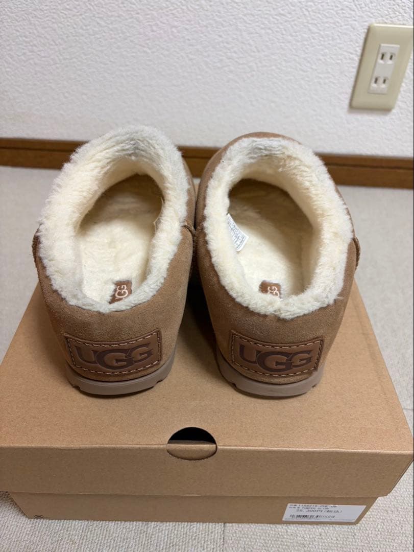 靴 UGG W PUMPED SLIDE