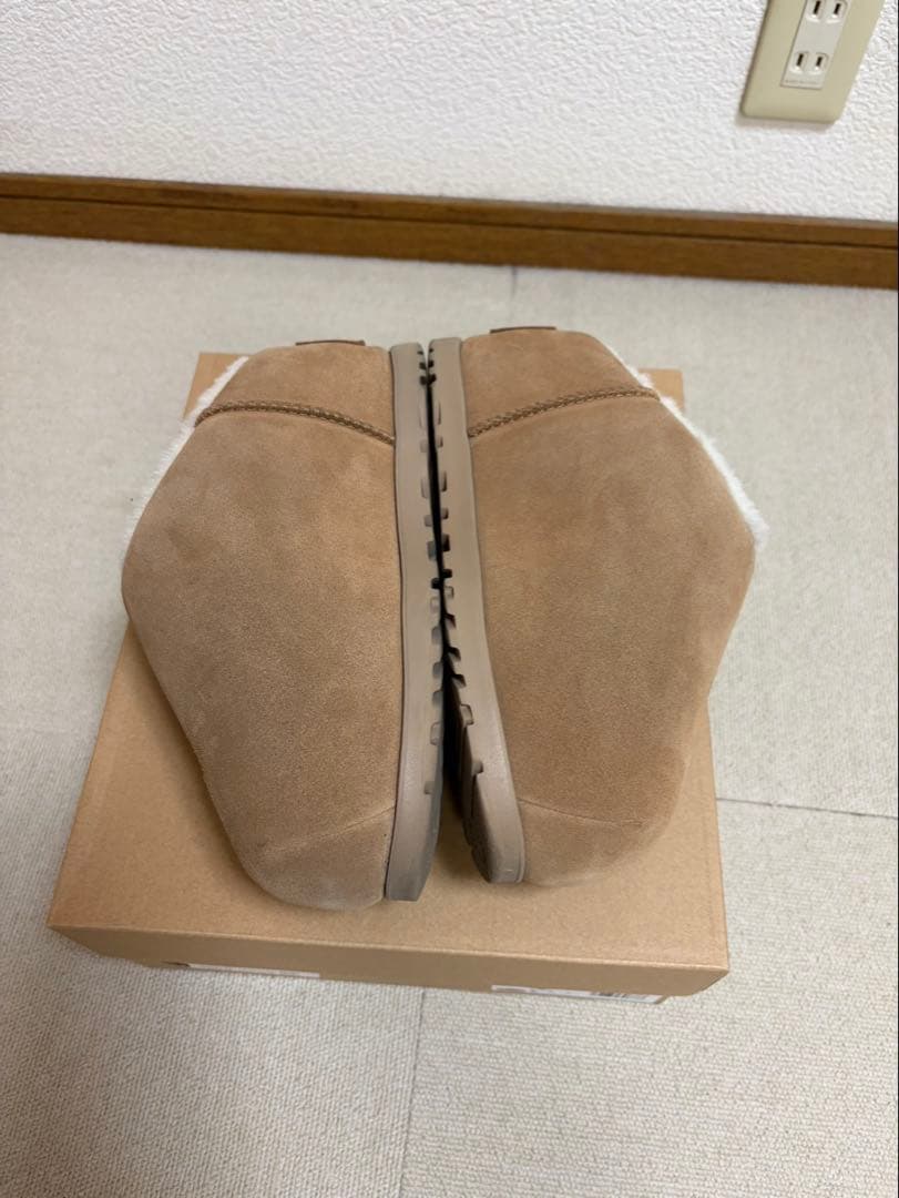 靴 UGG W PUMPED SLIDE