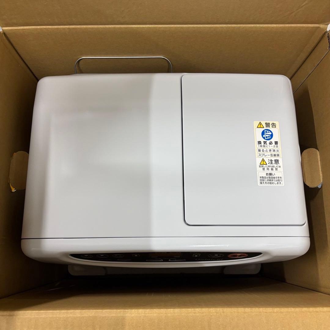 83　未使用展示品　石油ストーブ　ファンヒーター　FW-5624L　送料無料