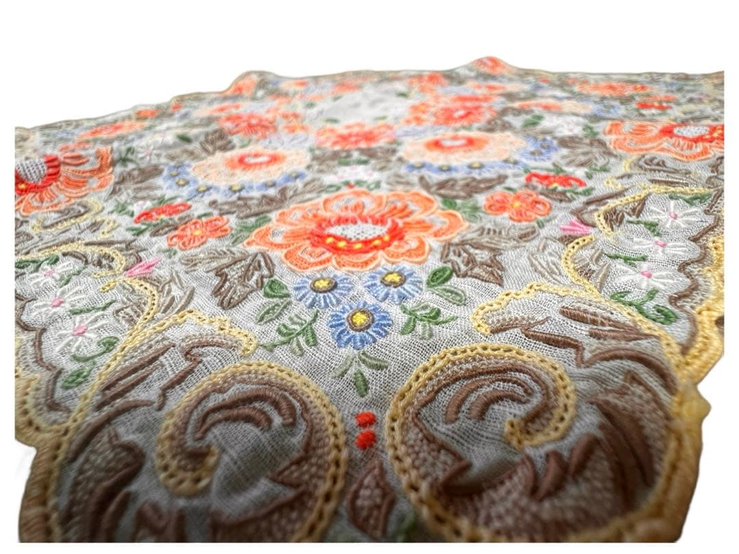 高級ハンカチ　スワトウ　汕頭刺繍ハンカチ　刺繍　花柄　レースハンカチ　スワトゥ