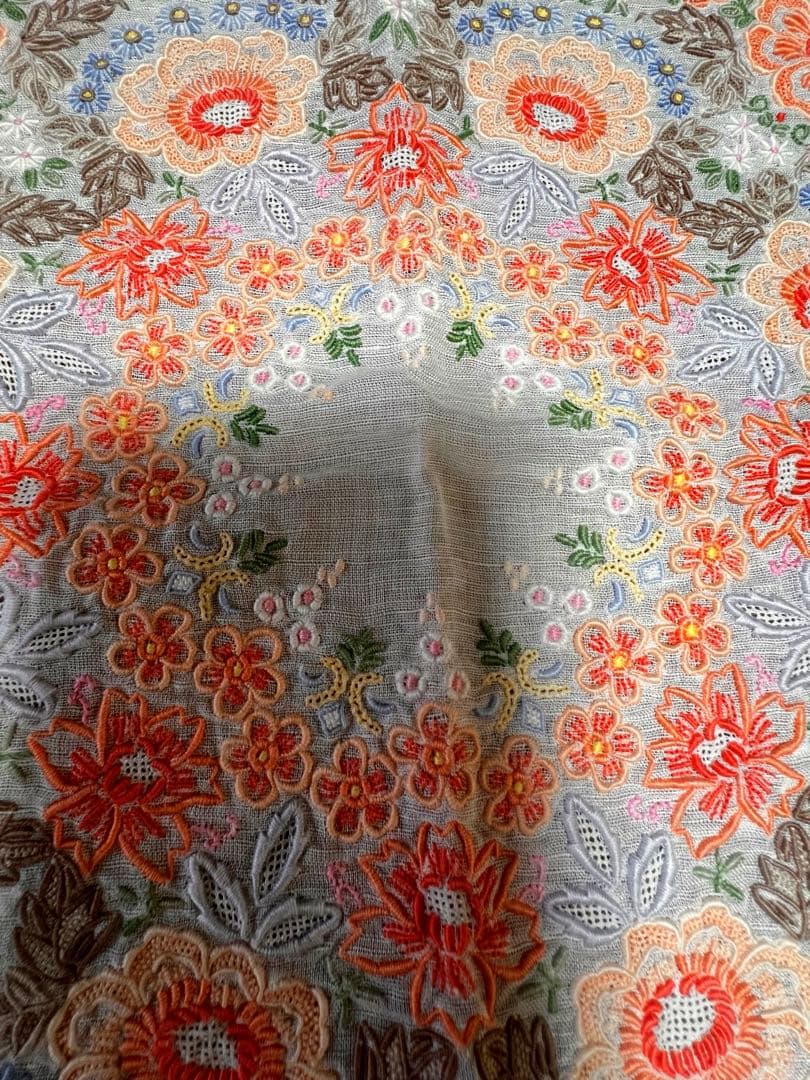 高級ハンカチ　スワトウ　汕頭刺繍ハンカチ　刺繍　花柄　レースハンカチ　スワトゥ