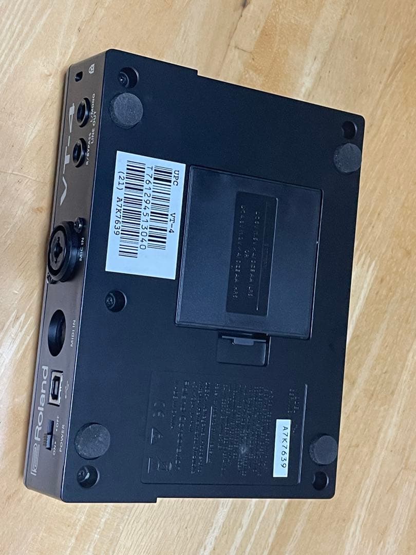 Roland VT-4 ボイストランスフォーマー / ボイスチェンジャー