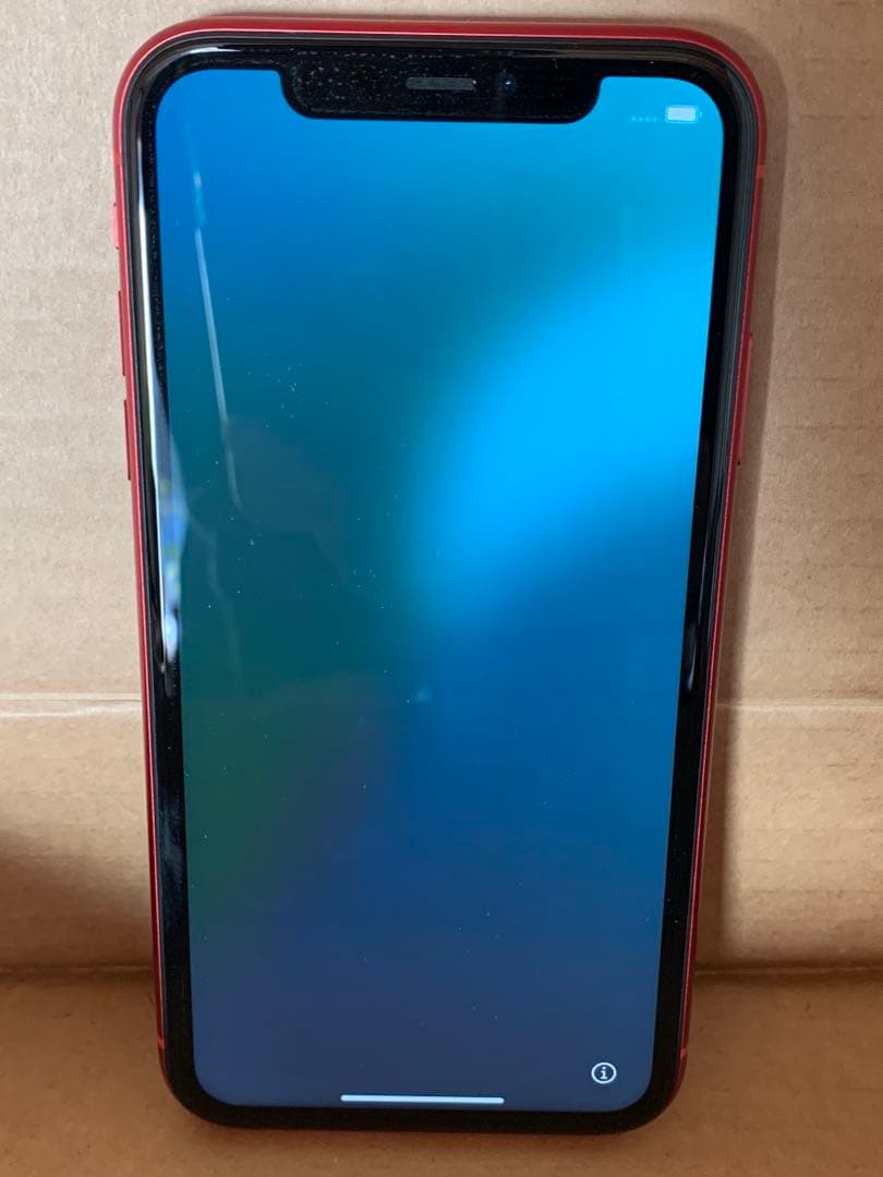 Apple iPhone 11 本体 レッド カバー付き