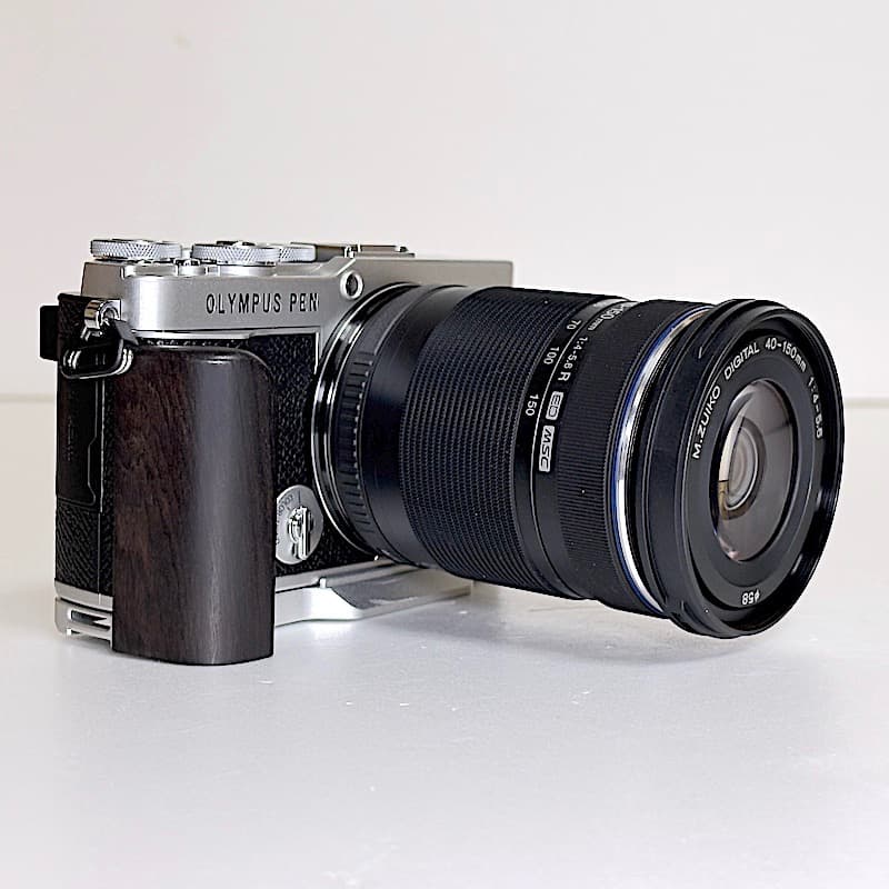も*く様 新品同様オリンパスPEN E-P7ダブルズームキット＋注目希少L型グリ
