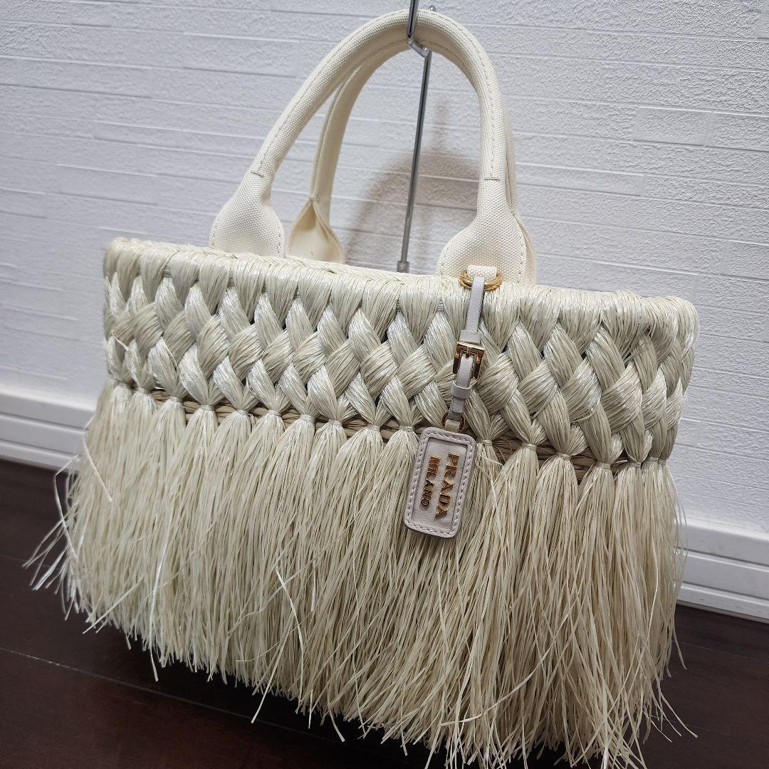 美品☆PRADA☆プラダ☆アイボリー☆ラフィアかごバッグ☆ショルダーバッグ