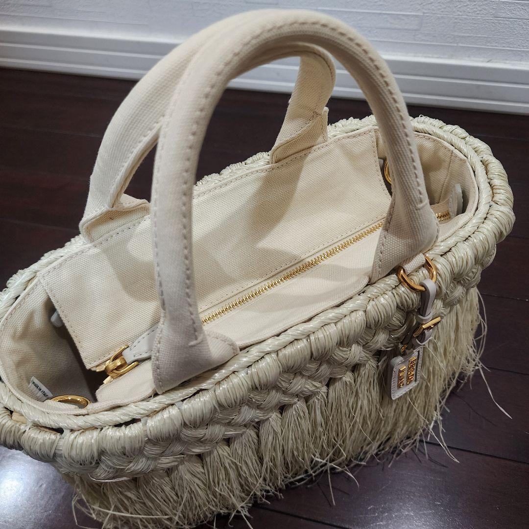 美品☆PRADA☆プラダ☆アイボリー☆ラフィアかごバッグ☆ショルダーバッグ