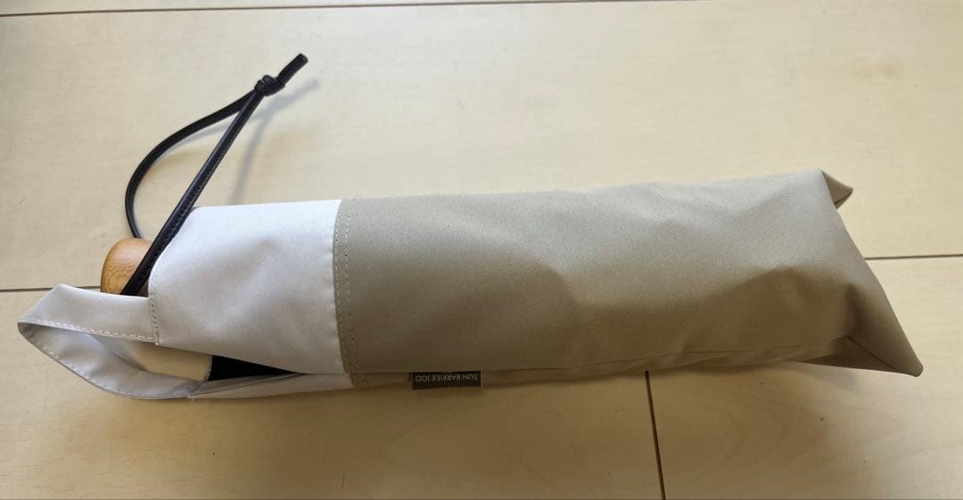 サンバリア100 折りたたみ日傘 ３段折 / コンビ べージュ