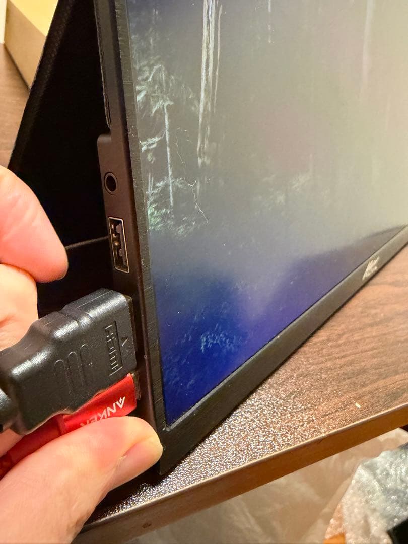 14インチ フルHD IPSモバイルモニター