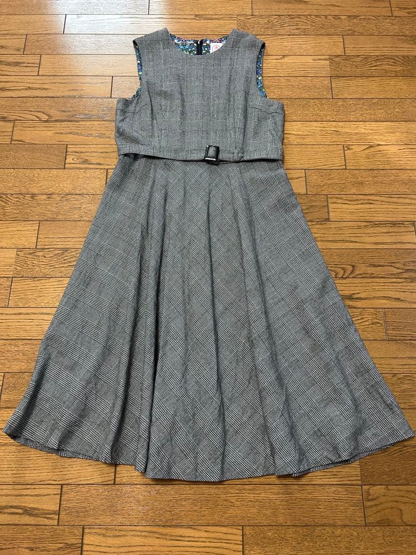 みなとのてんらんかい×LIBERTYロングワンピース　size L