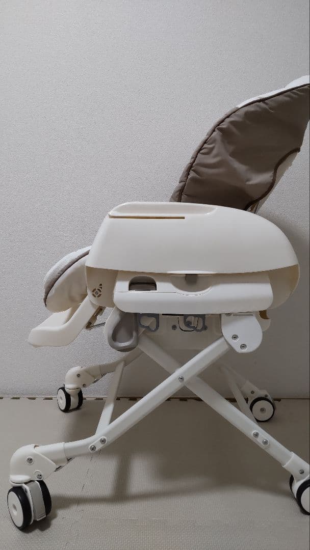 【値下げしました！】コンビ ネムリラ　オートスウィング 電動 エッグショック